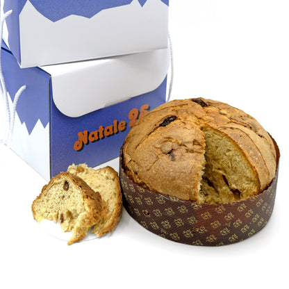 Cinepanettone con fragole panna e champagne - 1 kg